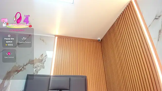 NAHOMIROSSE's cam snapshot