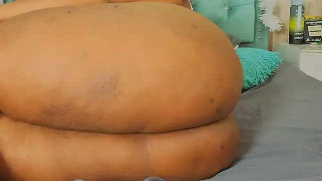 Alexa_roussee's cam snapshot