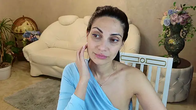 LovelyBeatrice's cam snapshot