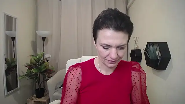 AvaSaturnian's cam snapshot