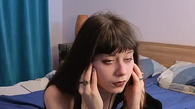 BellaLewter's cam snapshot