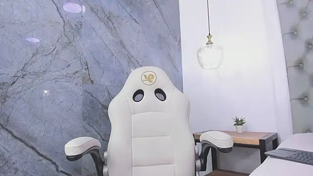 aria_paul live sex cam