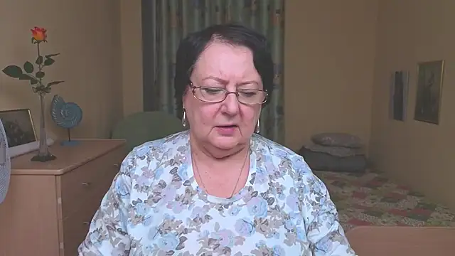 Margo_Moll's cam snapshot