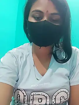 DivyaBhabhi69@xh's cam snapshot