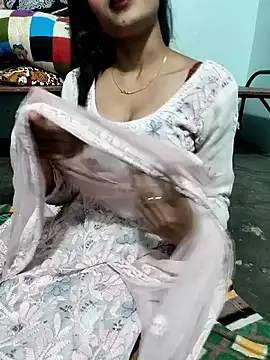 Yours-Zeenat's cam snapshot