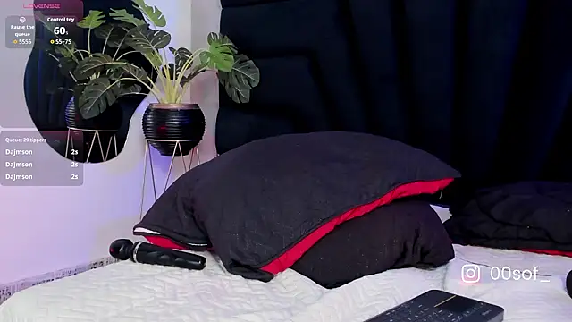 Foxy_katt's cam snapshot