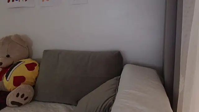 _JustmeHere_'s cam snapshot