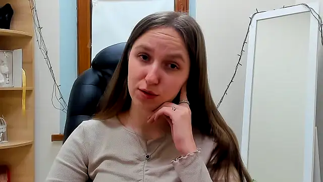 Nesie-Stoun's cam snapshot