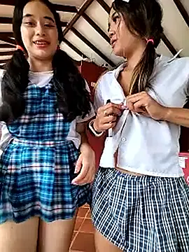 l0lita_emi live sex cam