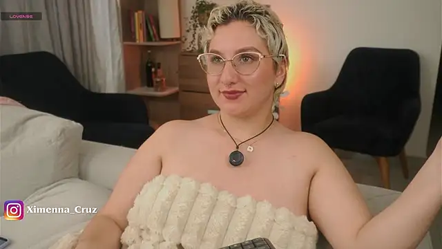 Ximenna_Cruz's cam snapshot