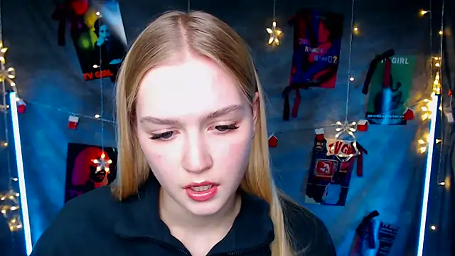 MademoiselleCl's cam snapshot