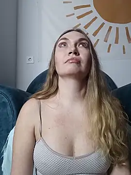 KisaVixen's cam snapshot