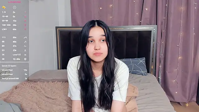 MeliaMelchiori's cam snapshot