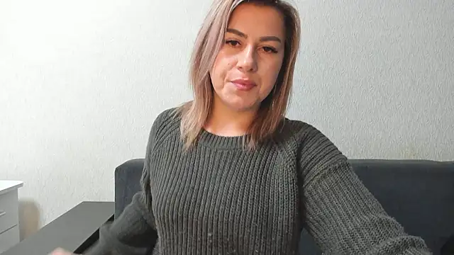 Roxi_Joy's cam snapshot