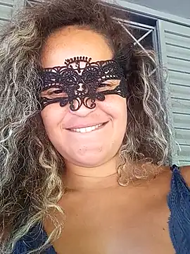 RaphinhaSanches live sex cam