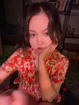 lalallalalaa- live sex cam