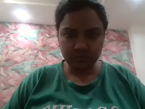 Love_heartss's cam snapshot