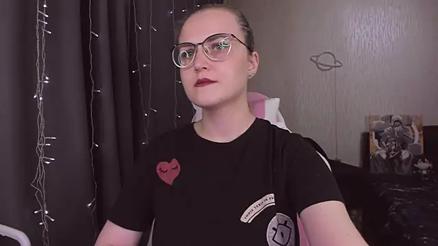 MissBrightShine's cam snapshot