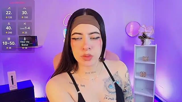 Alice_Vixen's cam snapshot