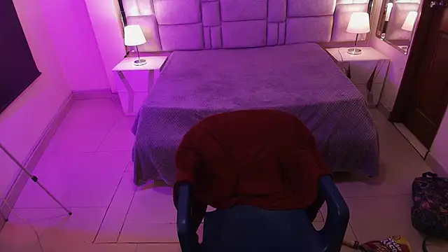 _Emily_rosee_'s cam snapshot