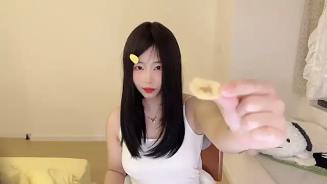 Onefiona's cam snapshot