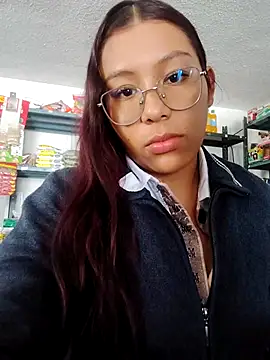 StornBunnyy_'s cam snapshot