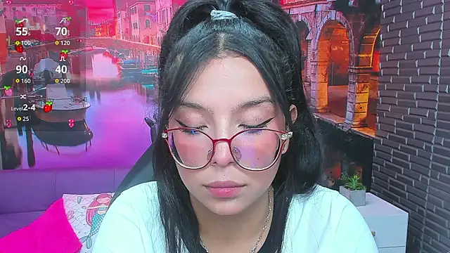 Small_naughty_'s cam snapshot