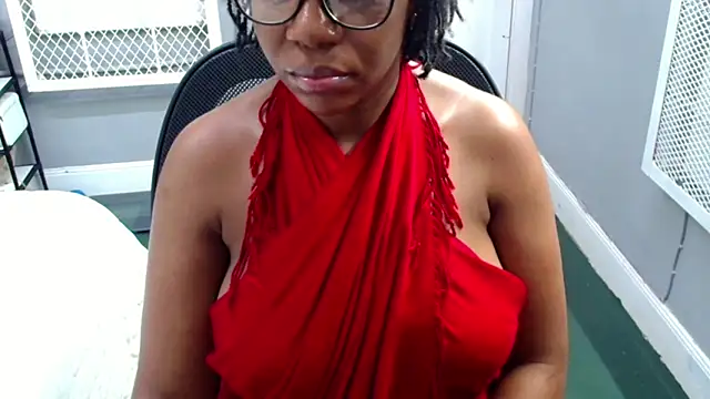 EmeraldDreams's cam snapshot