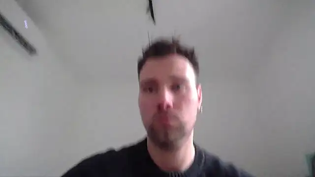 mrlyuis live sex cam