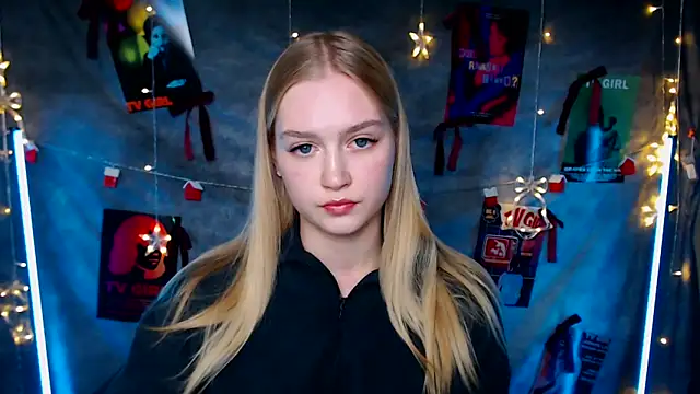 MademoiselleCl's cam snapshot