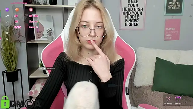 InfernoMia's cam snapshot