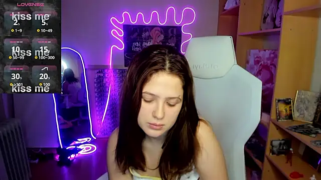 Anora_Miller's cam snapshot