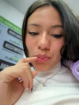 CHARLOTTE__05's cam snapshot