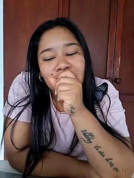 Sarahy-'s cam snapshot