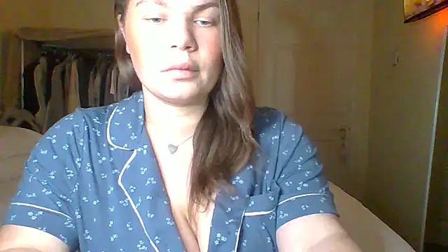 GEMMARMALADE's cam snapshot