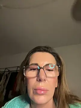 NaughtyMilla's cam snapshot