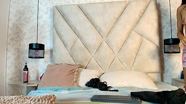 AmbarRaj's cam snapshot