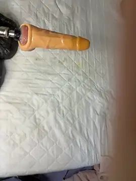 Ozge-SluttyScream69 live sex cam