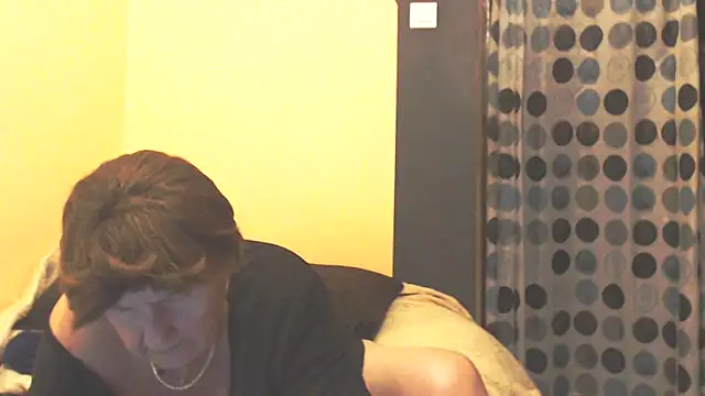 MioritaHard's cam snapshot