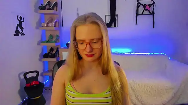 NancyHottie's cam snapshot