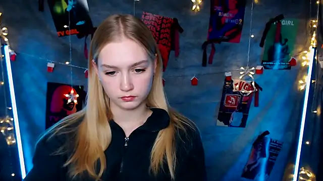 MademoiselleCl's cam snapshot