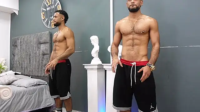 emilio_brandon's cam snapshot