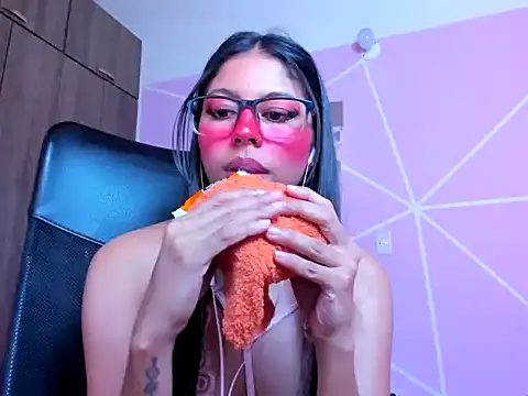 _ALLYSON18_'s cam snapshot