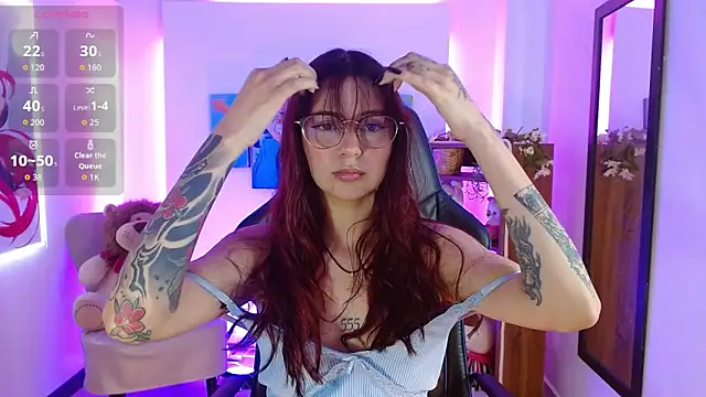 AlanaGarcia19's cam snapshot