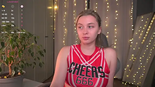 christie_luv's cam snapshot