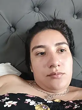 Hellen_Alex live sex cam