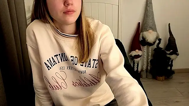 Just_L0VE_me's cam snapshot