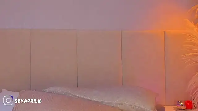 aprilebony_'s cam snapshot