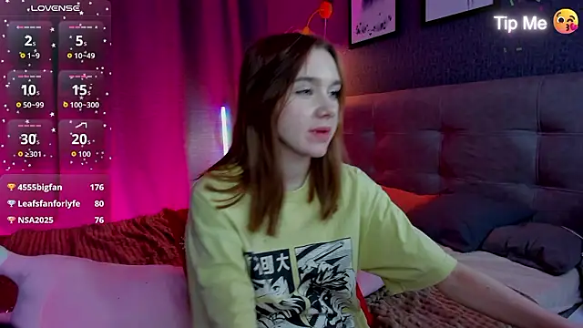 Lesi_Moonie01's cam snapshot