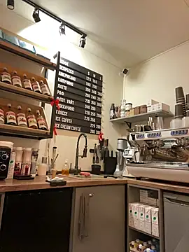 cinnabon_ live sex cam